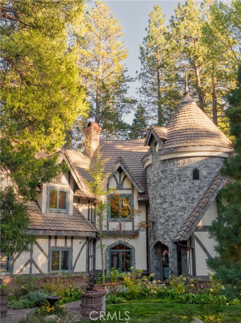 27465 Meadow Bay Drive, Lake Arrowhead, CA 92352