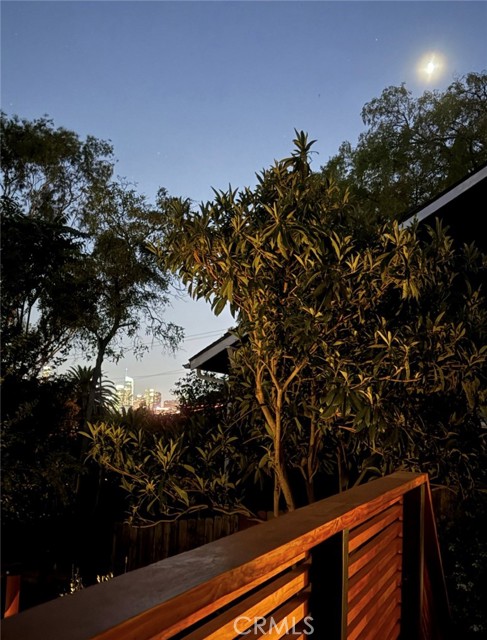 Detail Gallery Image 48 of 64 For 2207 - 2009 Apex Ave, Los Angeles,  CA 90039 - 2 Beds | 2 Baths