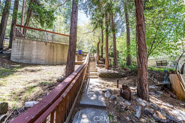 23120 Sycamore Lane, Crestline CA: https://media.crmls.org/medias/2346569f-7e59-4447-b155-099142534354.jpg