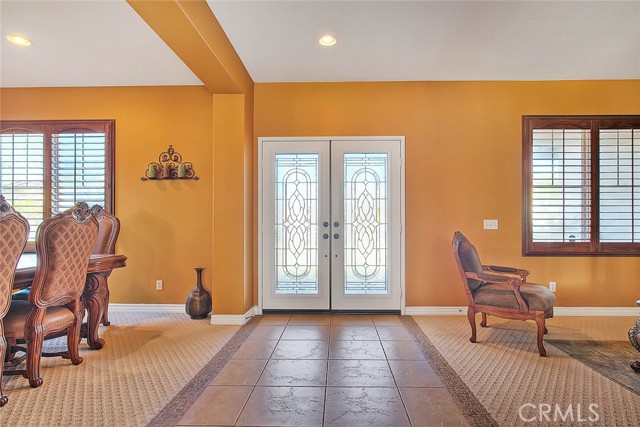 Detail Gallery Image 8 of 68 For 6681 Moonriver St, Corona,  CA 91752 - 5 Beds | 3/1 Baths