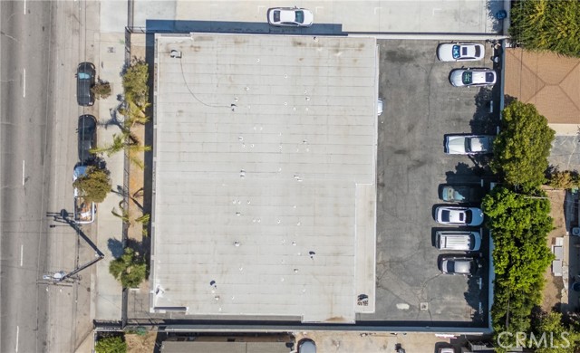 6242 Vineland Avenue, North Hollywood CA: https://media.crmls.org/medias/23473df7-b0ef-436a-b107-252273700af1.jpg