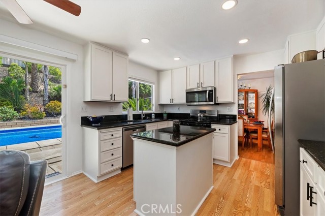 44938 Tehachapi, Temecula CA: https://media.crmls.org/medias/23495f5b-5756-48b6-896c-d623ad9c0af5.jpg