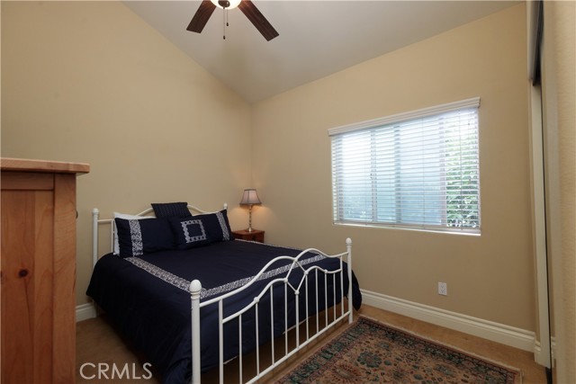 Detail Gallery Image 6 of 24 For 2106 Mathews Ave #B,  Redondo Beach,  CA 90278 - 4 Beds | 3 Baths