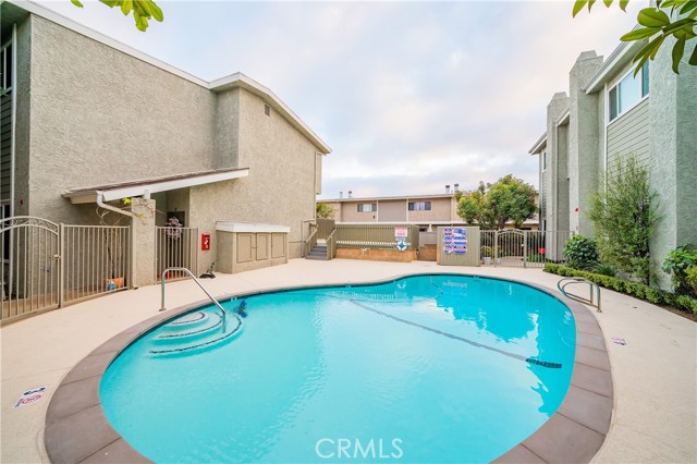 609 Meyer Lane, Redondo Beach, California 90278, 2 Bedrooms Bedrooms, ,1 BathroomBathrooms,Residential,Sold,Meyer,SB21203069