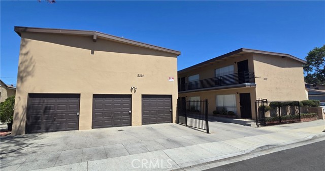 5320 Lime Avenue, Long Beach CA: https://media.crmls.org/medias/234a7ed3-c02a-4aea-941a-109f0f130aa8.jpg