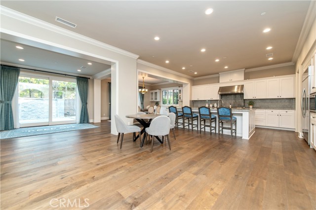 Detail Gallery Image 16 of 58 For 104 Quiet Place, Irvine,  CA 92602 - 4 Beds | 4/1 Baths