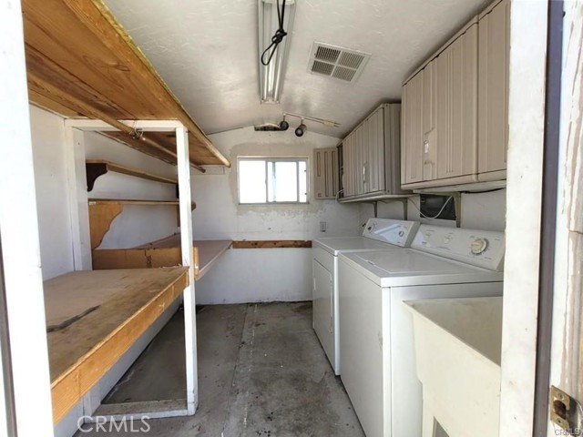 1295 S Cawston Avenue, Hemet CA: https://media.crmls.org/medias/234c3ff0-545d-4ffa-bae3-ec8a984212e1.jpg