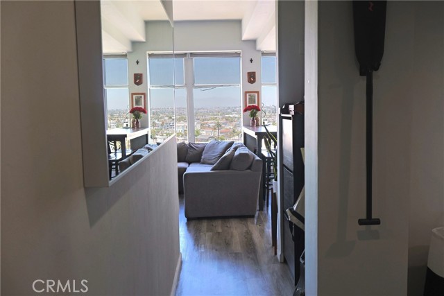 100 Atlantic Avenue, Long Beach CA: https://media.crmls.org/medias/234c58c7-c71e-43e8-a208-9a123f6b3f7b.jpg