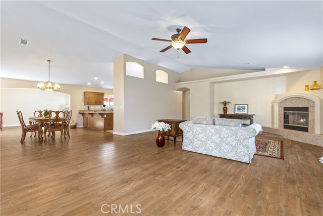 Detail Gallery Image 13 of 52 For 640 Honey Grove, Nipomo,  CA 93444 - 4 Beds | 2 Baths