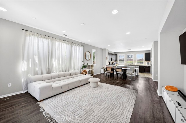 Detail Gallery Image 13 of 25 For 1021 Mandarin, Fullerton,  CA 92833 - 3 Beds | 3/1 Baths