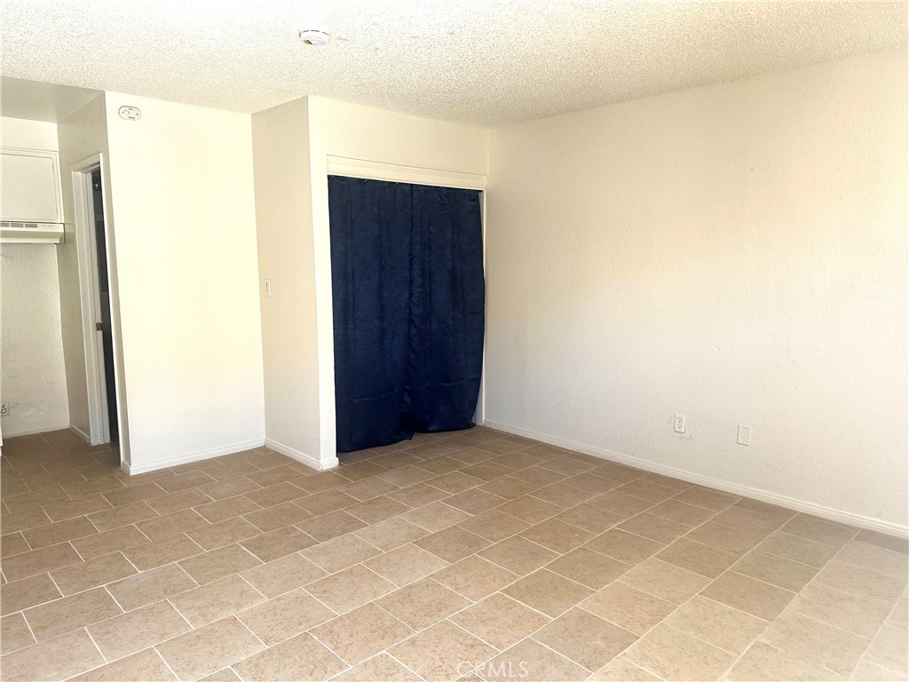 234E8Fc8 1Def 44F3 8215 584F082E0Ebf 11661 White Avenue #Studio, Adelanto, Ca 92301 &Lt;Span Style='BackgroundColor:transparent;Padding:0Px;'&Gt; &Lt;Small&Gt; &Lt;I&Gt; &Lt;/I&Gt; &Lt;/Small&Gt;&Lt;/Span&Gt;