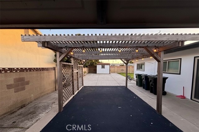 Detail Gallery Image 13 of 14 For 6942 Oxford Dr, Huntington Beach,  CA 92647 - 3 Beds | 2 Baths