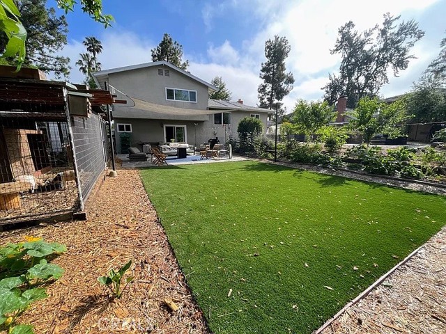 Detail Gallery Image 17 of 19 For 3816 Hartung Ct, Newbury Park,  CA 91320 - 4 Beds | 2/1 Baths