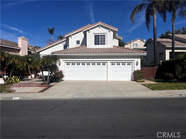 29 Del Padre, Lake Forest CA: https://media.crmls.org/medias/2350c280-be5b-4185-8c88-b9ba9db1be87.jpg