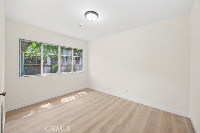 5188 VIllage Green, Los Angeles CA: https://media.crmls.org/medias/2351518e-bd0b-46c7-8441-f54f403a6636.jpg
