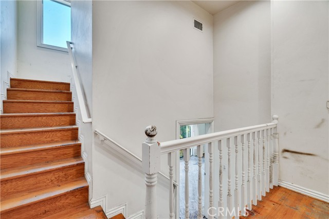 728 Quail Drive, Los Angeles CA: https://media.crmls.org/medias/23523211-ccee-4197-832a-90bab0955d17.jpg