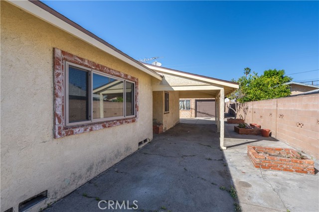 Detail Gallery Image 4 of 39 For 10817 Cantara St, Sun Valley,  CA 91352 - 2 Beds | 1 Baths