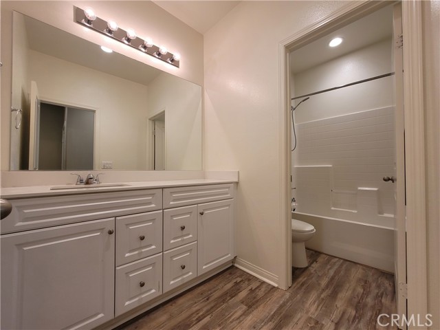 Detail Gallery Image 13 of 21 For 28439 Sunflower St, Highland,  CA 92346 - 3 Beds | 2/1 Baths