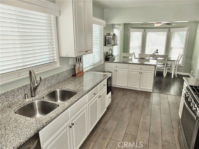 4513 N Paramount Boulevard, Lakewood CA: https://media.crmls.org/medias/2353b60f-cb20-436e-9d7b-068c490598fe.jpg