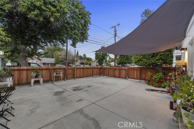7228 Jamieson Avenue, Reseda CA: https://media.crmls.org/medias/2353ee04-9295-4a30-ac94-fbdcb32e160d.jpg