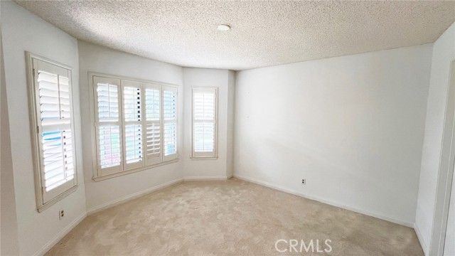 Detail Gallery Image 8 of 39 For 19564 Eagle Ridge, Porter Ranch,  CA 91326 - 3 Beds | 2/1 Baths