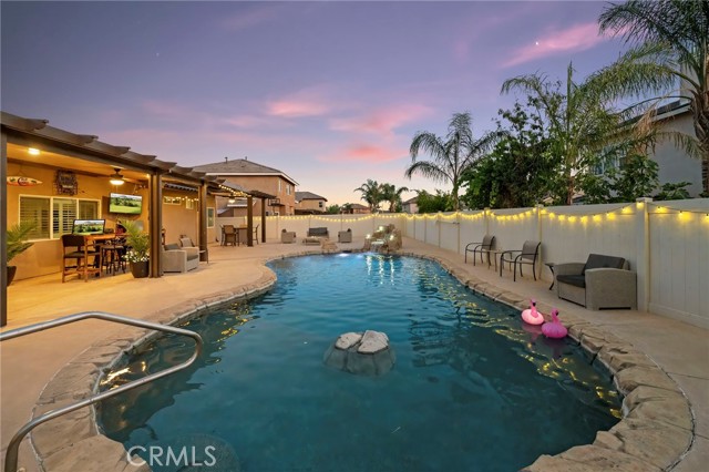 242 Lipizzan Drive, San Jacinto CA: https://media.crmls.org/medias/2355edfb-01d1-4c45-beb1-0e67cc2a1edb.jpg