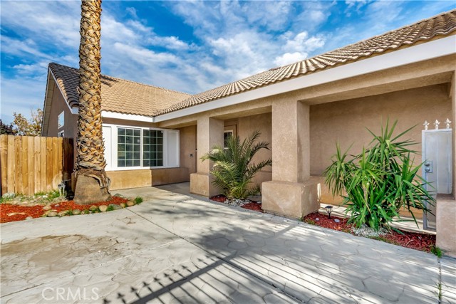 Detail Gallery Image 6 of 44 For 2031 Thomas Dr, Lancaster,  CA 93535 - 5 Beds | 2 Baths