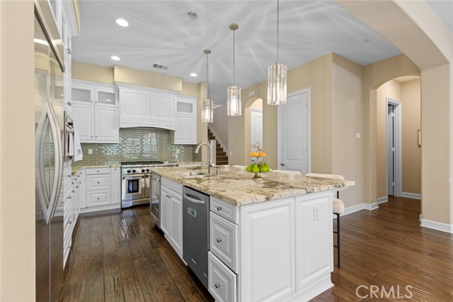Image 10 of 61 For 17472 Oakbluffs Lane