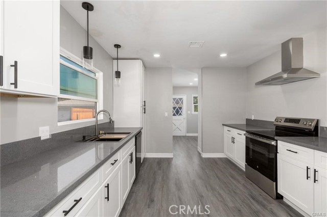 Detail Gallery Image 12 of 25 For 557 E Trenton, San Bernardino,  CA 92404 - 3 Beds | 2 Baths