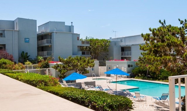 220 The Village, Redondo Beach, California 90277, 1 Bedroom Bedrooms, ,Residential,Sold,The Village,SB17059251 220 The Village, Redondo Beach, California 90277, 1 Bedroom Bedrooms, ,Residential,Sold,The Village,SB17059251