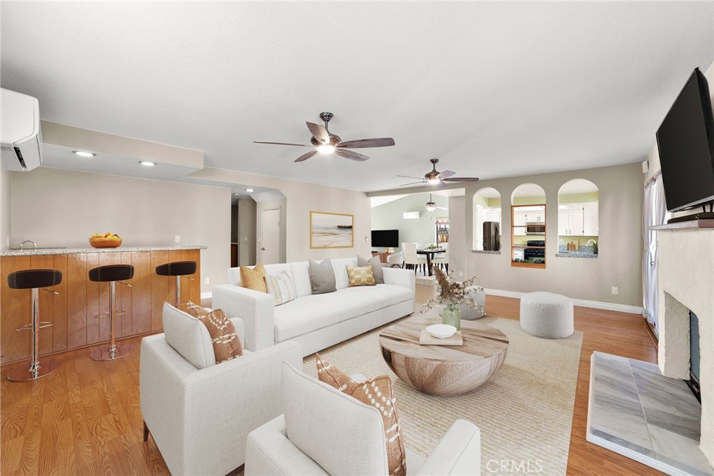 MLS #IV25214483 image #14