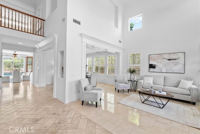 20342 Via Cellini, Porter Ranch CA: https://media.crmls.org/medias/23580dd2-ccec-4d4f-8412-1e46b40fa9bc.jpg