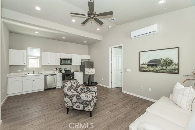 Image 42 of 60 For 6008 Sussex Way