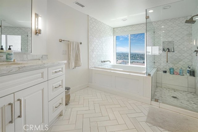 22792 Orellana, Mission Viejo CA: https://media.crmls.org/medias/235941eb-94fa-4edb-b7b0-44dba821c8f1.jpg