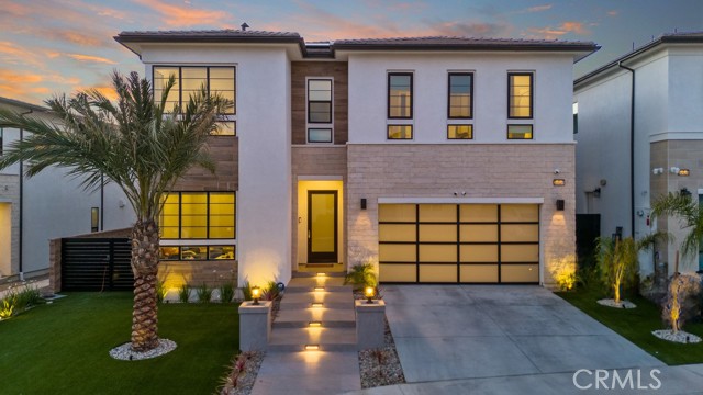 Detail Gallery Image 1 of 30 For 20531 W Overlook Ct, Porter Ranch,  CA 91326 - 5 Beds | 4/1 Baths