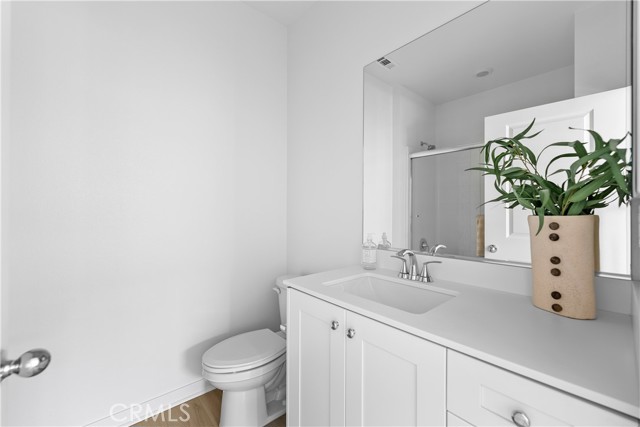 Detail Gallery Image 15 of 23 For 9423 1/2 N Sepulveda Blvd. #3,  North Hills,  CA 91343 - 2 Beds | 2/1 Baths