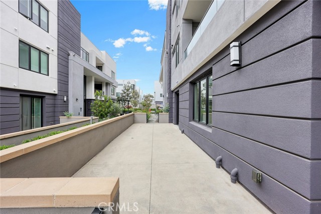 16321 Dawn Way, Tustin CA: https://media.crmls.org/medias/2359fc08-d5cc-482d-857e-204561ed21f8.jpg