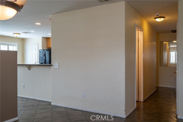 Detail Gallery Image 10 of 27 For 15526 Buckboard Ln, Moreno Valley,  CA 92555 - 3 Beds | 2 Baths