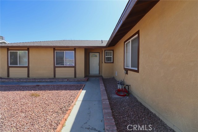 Detail Gallery Image 3 of 23 For 37334 55th St, Palmdale,  CA 93552 - 4 Beds | 2 Baths