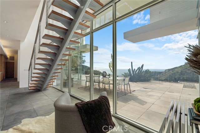 Detail Gallery Image 14 of 62 For 22581 Mansie Rd, Malibu,  CA 90265 - 4 Beds | 3/1 Baths