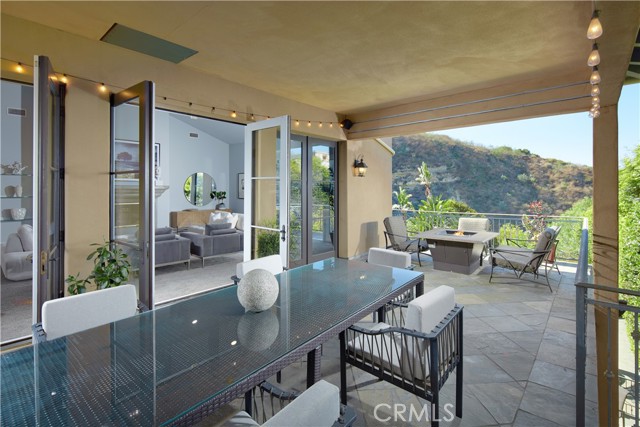 Detail Gallery Image 5 of 39 For 4347 Canyon View Ln, Palos Verdes Peninsula,  CA 90274 - 6 Beds | 4/1 Baths