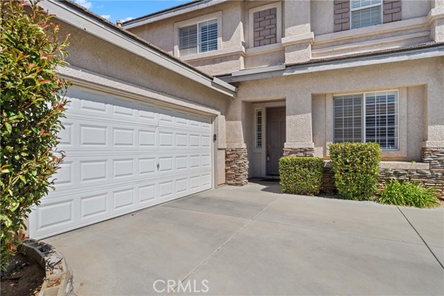 Detail Gallery Image 3 of 27 For 40062 Chelsea Ct, Palmdale,  CA 93551 - 5 Beds | 3 Baths