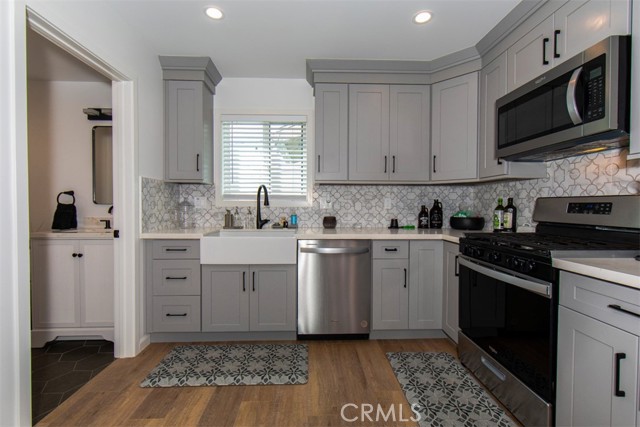 Detail Gallery Image 28 of 68 For 23404 Anza Ave, Torrance,  CA 90505 - – Beds | – Baths