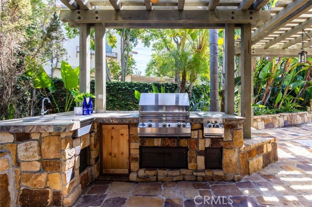 26 Via Fontibre, San Clemente CA: https://media.crmls.org/medias/235d793b-fcf6-438a-9dfb-5a4a5279ea00.jpg
