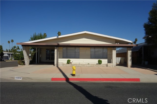 Detail Gallery Image 1 of 44 For 1430 W Johnston Ave, Hemet,  CA 92543 - 2 Beds | 2 Baths