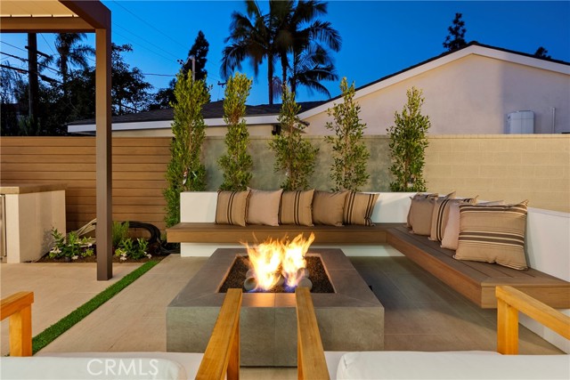 Image 21 of 63 For 2989 Ceylon Drive