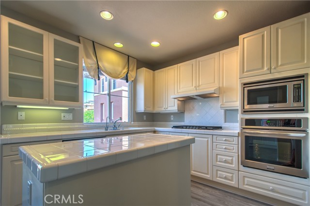 15 Riva Drive, Newport Coast CA: https://media.crmls.org/medias/235e927b-5914-4f2a-9c81-9f81f52a3bc2.jpg