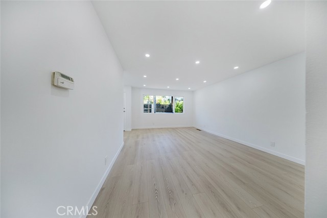 Detail Gallery Image 9 of 31 For 10431 Las Lunitas Ave, Tujunga,  CA 91042 - 3 Beds | 2 Baths