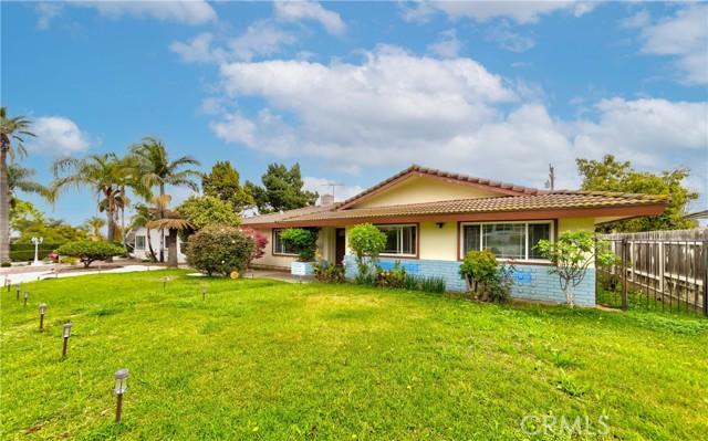 1454 Ameluxen Avenue, Hacienda Heights CA: https://media.crmls.org/medias/235efd37-708c-4a7b-a175-da85ceeb8a8f.jpg
