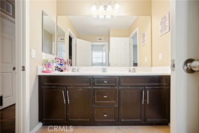 Detail Gallery Image 34 of 64 For 3866 Obsidian Rd, San Bernardino,  CA 92407 - 4 Beds | 2/1 Baths